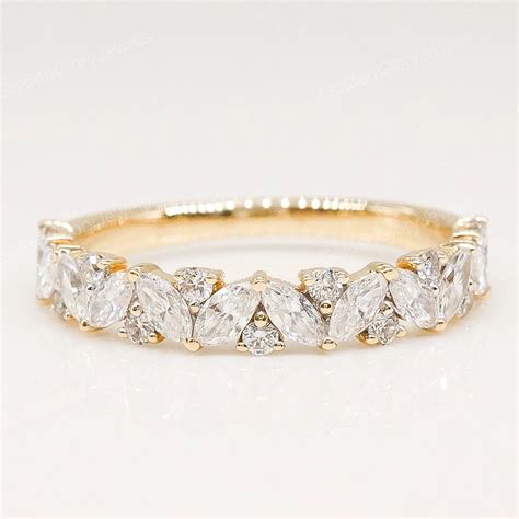 Round Diamond Wedding Band