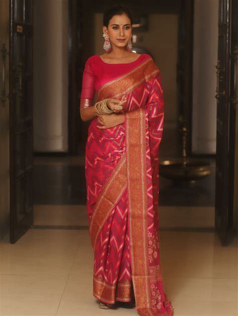 Buy Chiffon Sarees Online at Affordable Prices