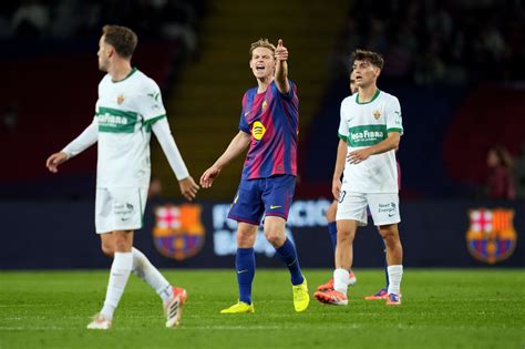 Barcelona boss Flick explains Frenkie de Jong being benched - Get ...