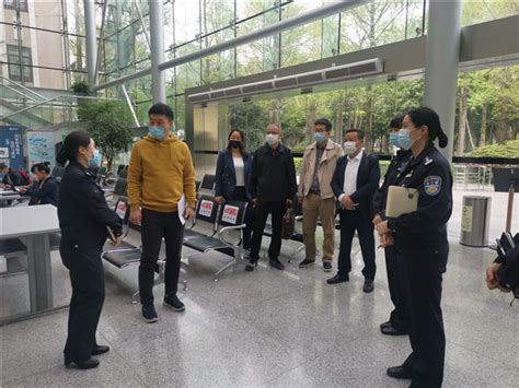 广州市公安局出入境管理局驻华南理工大学人才服务工作站正式启用