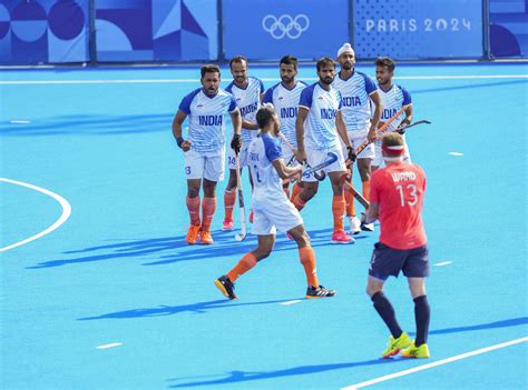 Sreejesh stands like a wall, takes India to hockey semi-finals in Paris ...