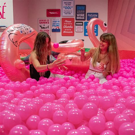 PINK PALACE MUSEUM (Vila Nova de Gaia) - 2023 What to Know BEFORE You Go