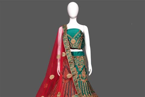 The 10 Best Bridal Lehenga Designers in Surat - Weddingwire.in