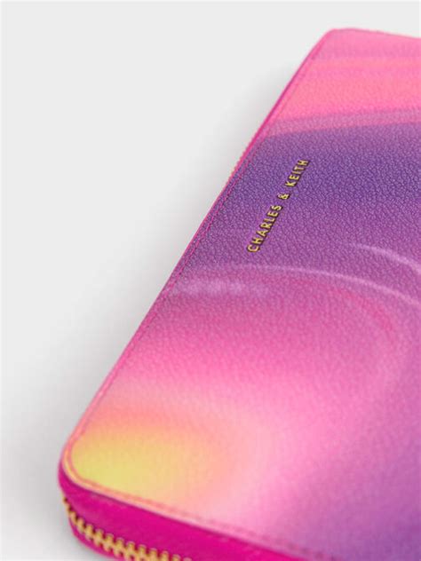 Page 2 | Women's Wallets | Shop Exclusive Styles | CHARLES & KEITH IN