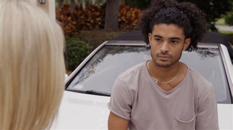 Watch Siesta Key Season 1 Episode 4: Alex's Kingdom - Paramount+ Australia