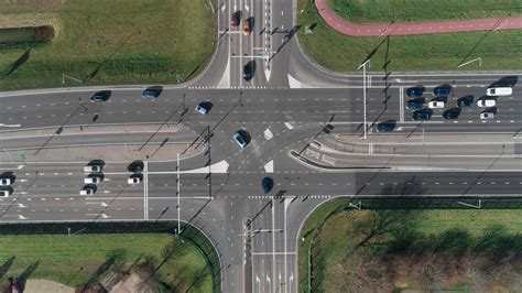 Controlled Intersection 的图像结果