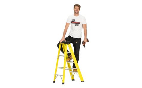 The Workplace Depot 4 Tread Fibreglass Step Ladder Lightweight Stable ...