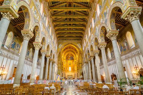 Just One Of Over 500 Beautiful Churches In Rome Italy