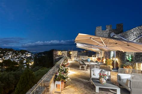 Capri Villa on Spectacular Clifftop, Amalfi Coast, Italy– Icon Private ...