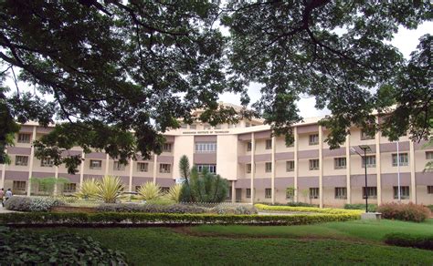 Top Engineering Colleges in Karnataka 2026: Ranking, Fees, Placements 2026