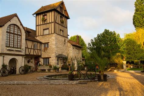 MOULIN DES CHENNEVIERES (Giverny) - B&B Reviews & Photos - Tripadvisor