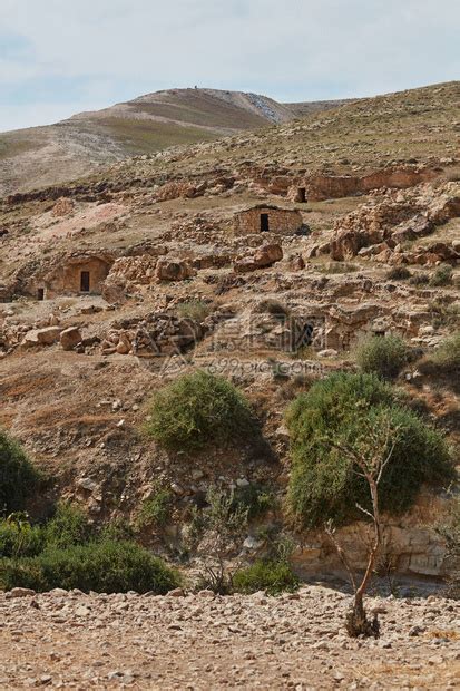 以色列过去曾居住的圣贤的洞高清图片下载-正版图片507397023-摄图网