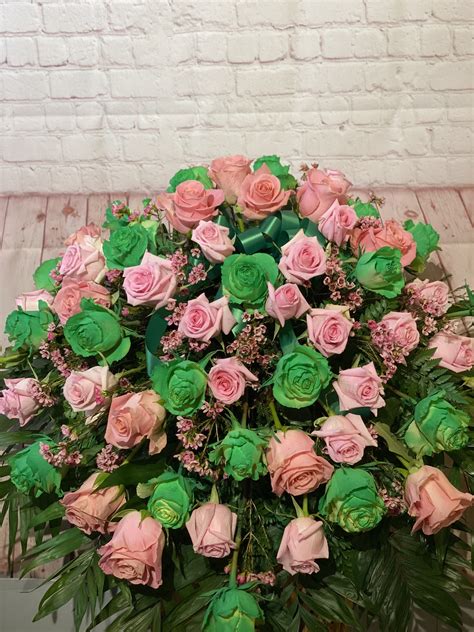 AKA Casket Spread in Chicago, IL | Leo's Metropolitan Florist