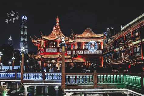 上海之夜-五彩斑斓的城隍庙|摄影|环境/建筑摄影|图影摄影 - 原创作品 - 站酷 (ZCOOL)