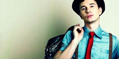 How To Wear Suspenders