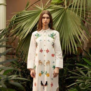 RANTHAMBORE WHITE LINEN FABRIC HAND EMBROIDERED STATEMENT SHIRT DRESS ...