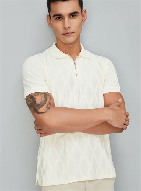 Buy Men Slim Fit Textured Zipper Polo T-shirt Online at just Rs. 799.0 ...