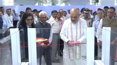Delhi's IGI Airport Introduces India's First Fast Track Immigration ...