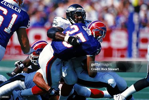 Greg Jefferson of the Piladelphia Eagles tackles Jonathan Linton of ...