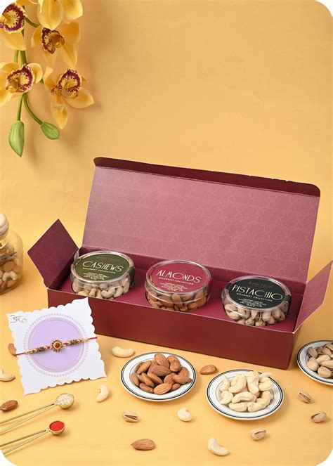 Rakhi Dry Fruits Gift Box Contains: Cashew 125g, Almonds125g ...