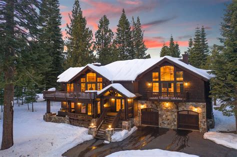 North Lake Tahoe Vacation Rentals | Lake Tahoe Cabin Rentals