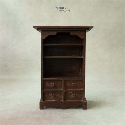 Mini Book Shelf With Old Books Cutout – Madras Prop Store