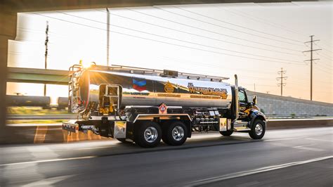 Learn About Al Warren Oil - Local Fuel and Lubricant Delivery