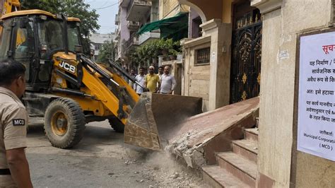 House ramps, extensions and road encroachments: When can authorities ...
