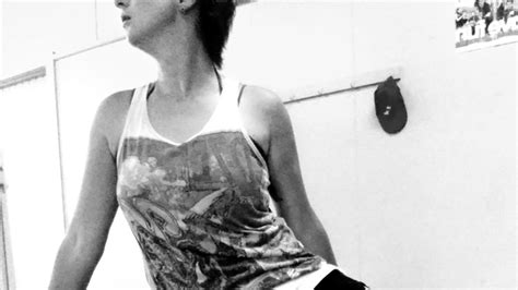 Freeing the Chest and Shoulders through Somatic Movement | RoyalBosS