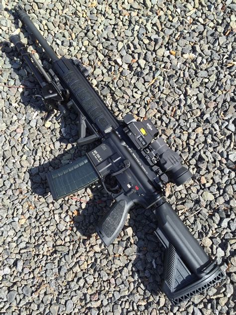Small & Big - 11.5 in AR Pistol & 16.5 in HK MR556 A1 : r/GunPorn