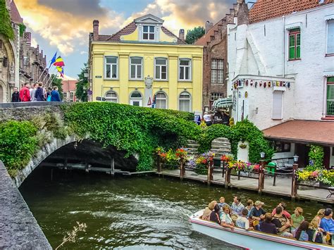 Bruges Canal Free Stock Photo - Public Domain Pictures