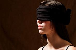 blindfold 的图像结果
