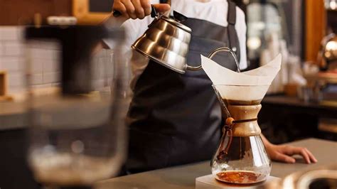 Best Pour Over Coffee Maker Of 2021: Top 5 Recommendations | Art Of Barista