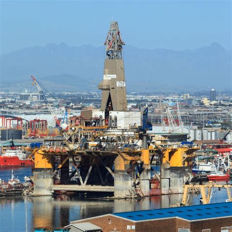 Oil Engineer 的图像结果