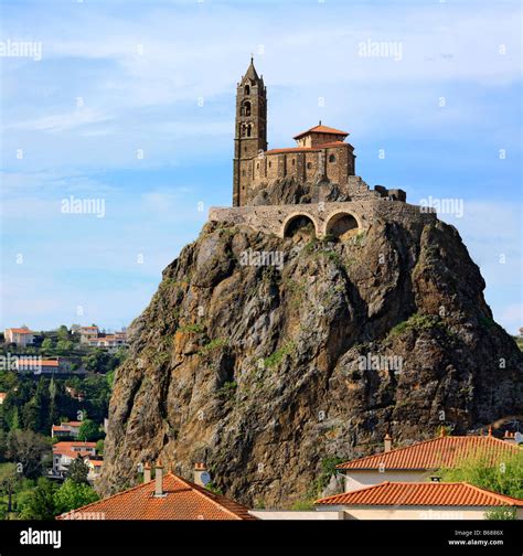 Saint Michel d'Aiguilhe Chapel, Le Puy en Velay, Auvergne, France Stock ...