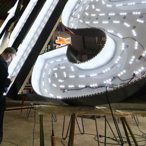 instalacion LETRAS GOQ03WSLDF – Iluminaciones LED