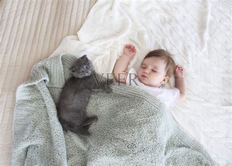 一个美丽的熟睡婴儿的特写肖像照片摄影图片_ID:303021327-Veer图库