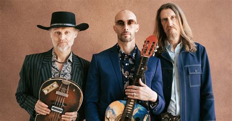 The Wood Brothers Appreciate Their "Slow Rise to the Middle" - BGS