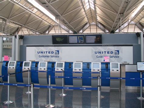 United Airlines' rebranding of Terminal 1 at Chicago O’Hare Airport ...