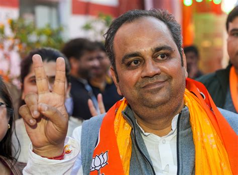 पूर्वांचल+बिहार, कौन हैं दिल्ली के मंत्री पंकज सिंह और क्या है सियासी ...