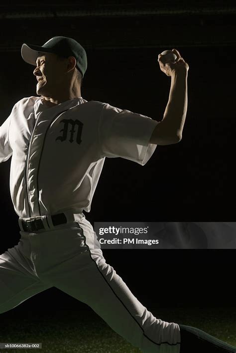 Baseball Pitcher Pitching 的图像结果