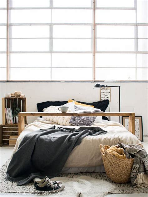 Build Over Bed Table 的图像结果