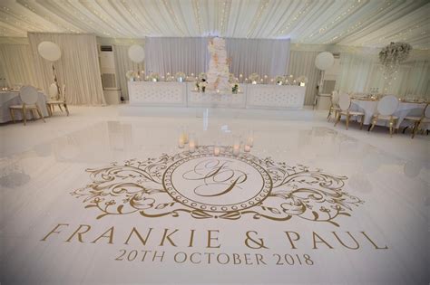 Stylish Mirrored Dance Floor That Inspire