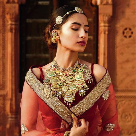 Jewellery trends 2026: Statement earrings, vintage designs and ...