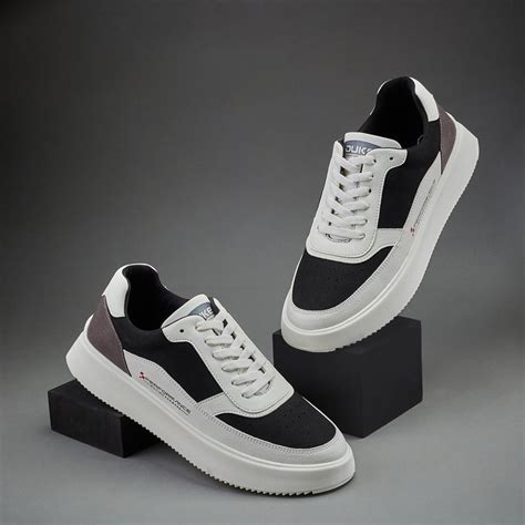Sneakers – Duke