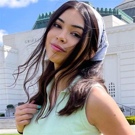 Aishah Sofey Wiki, Biography, Videos, Modeling, Instagram, Physical Appearance, And Career ...