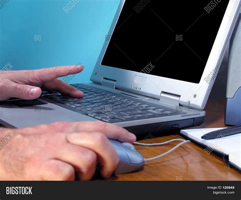 Offiice Hands Computer 的图像结果