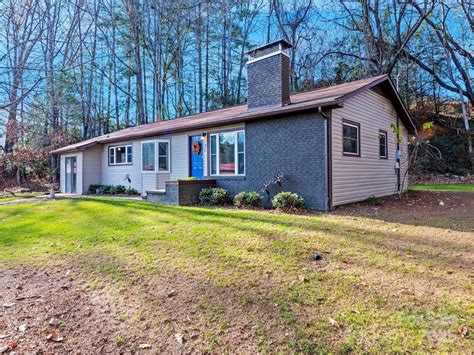 31 W End Cir, Waynesville, NC 28785 | Homes.com