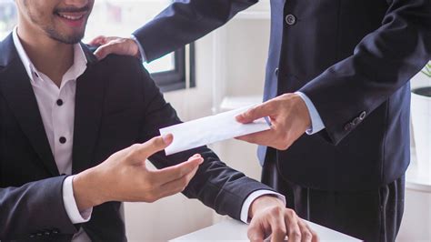 Employee Compensation Programs 的图像结果