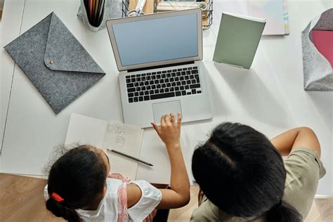 Do Student Loans Affect Universal Credit? Impact Explained